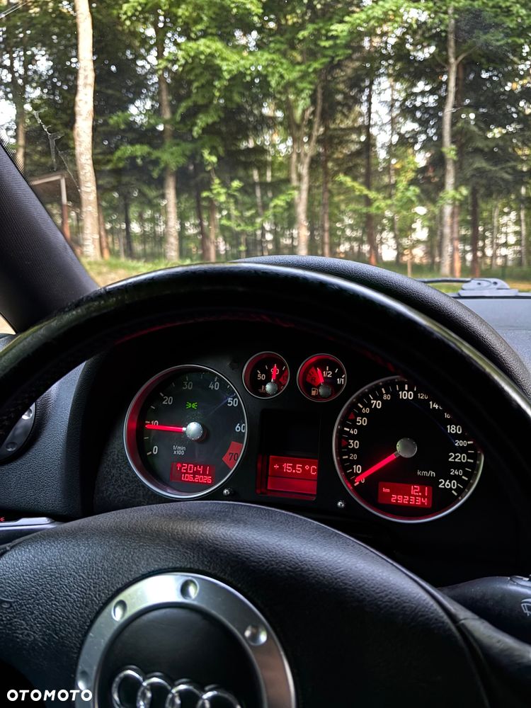 Audi TT Coupé 1.8T - 18