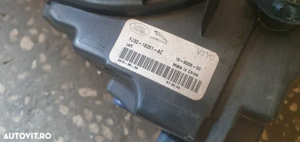 Proiector ceata stanga dreapta Land Rover Discovery Sport L550 - 7