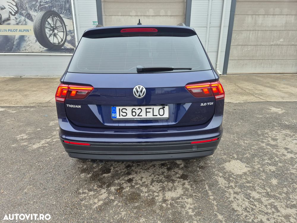 Volkswagen Tiguan - 2