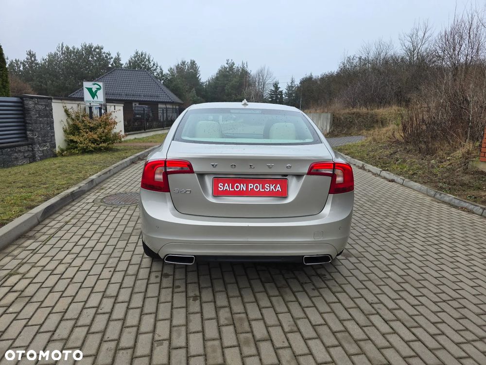 Volvo S60 D4 Geartronic Summum - 8