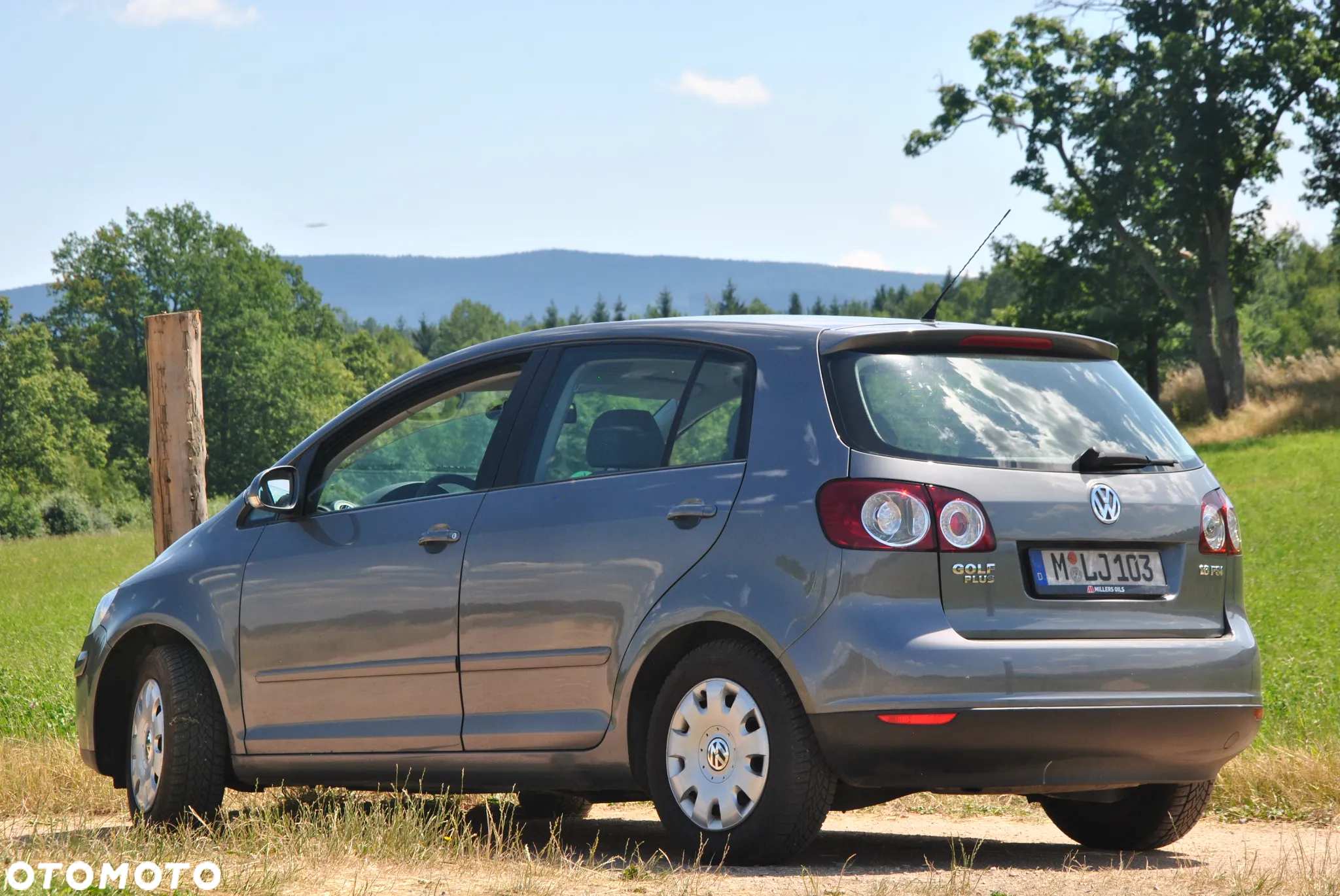 Volkswagen Golf Plus 1.6 FSI Comfortline - 20