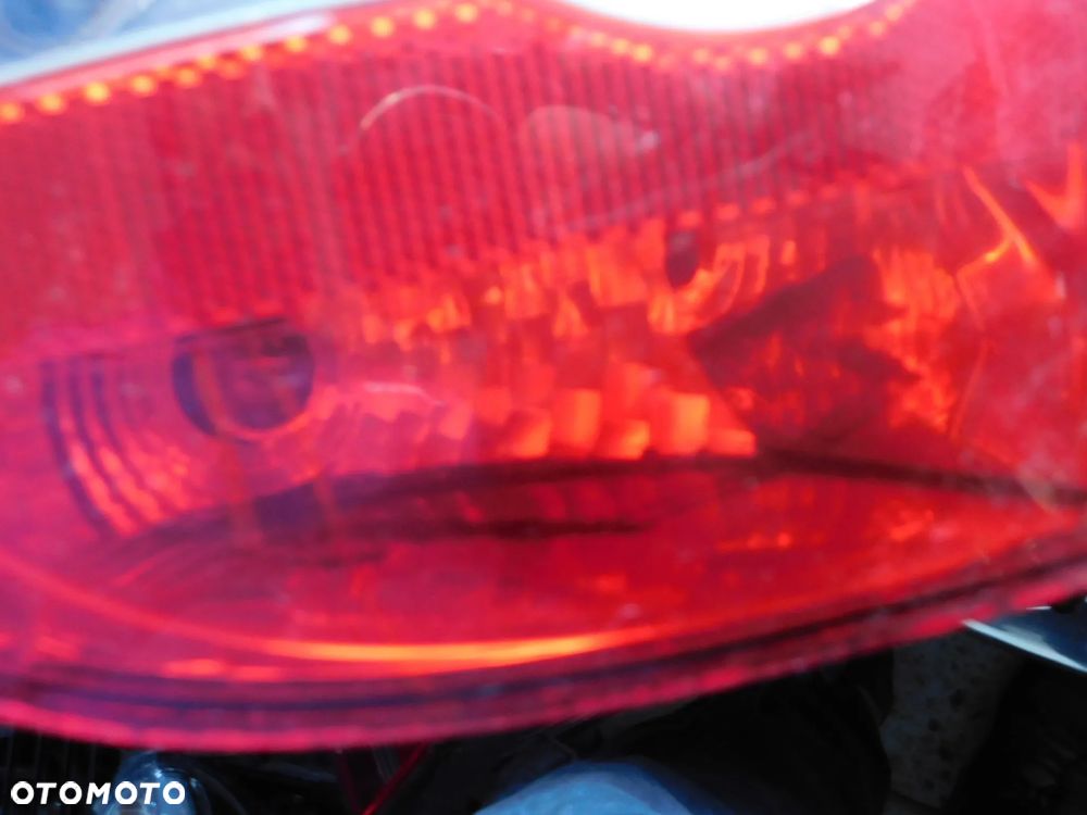 lampa lewa tył VW FOX - 3
