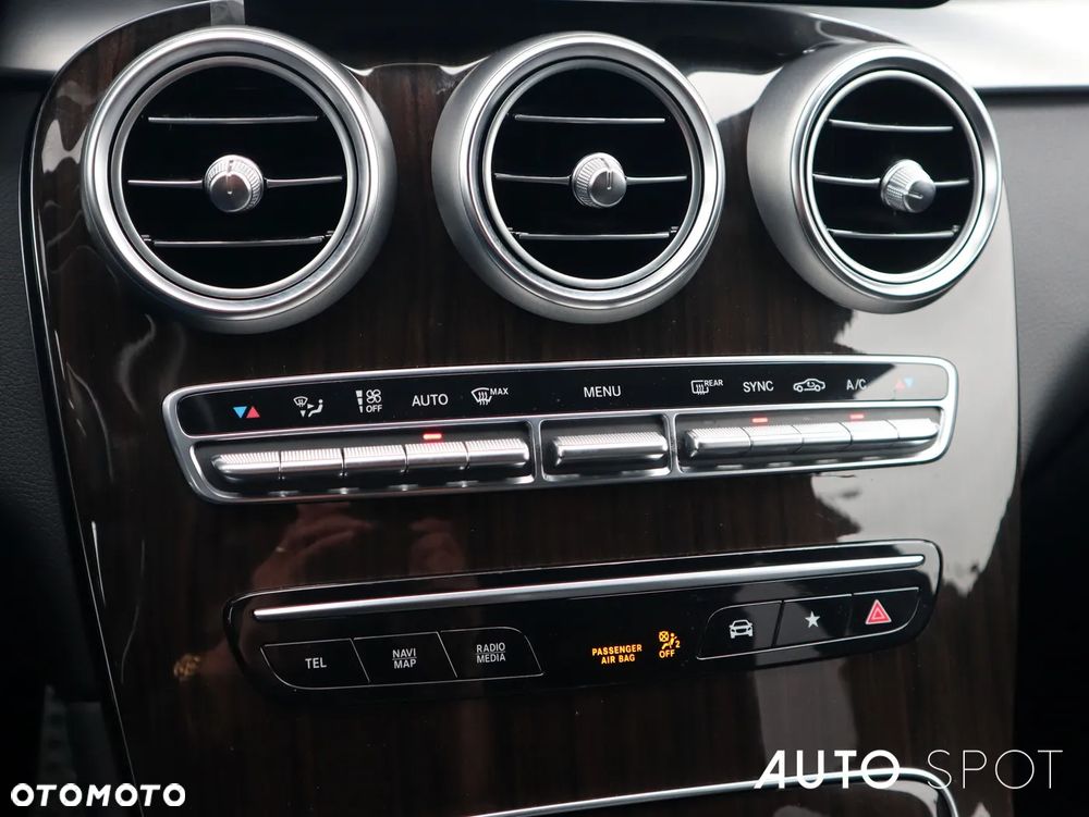 Mercedes-Benz GLC 200 4Matic 9G-TRONIC AMG Line - 36