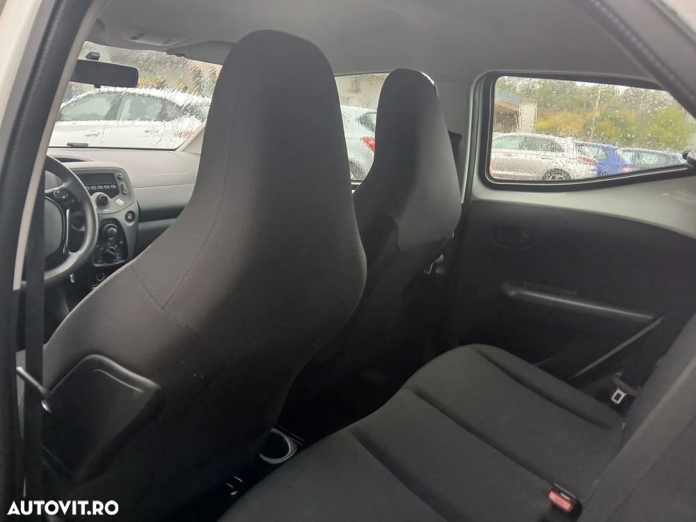 Toyota Aygo 1.0 VVY-I 5 usi X - 10