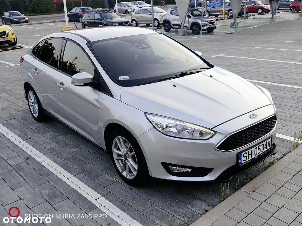 Ford Focus 1.6 SYNC Edition - 20