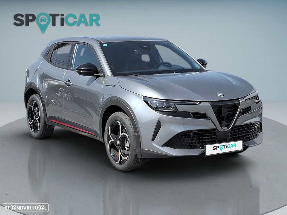 Alfa Romeo Junior 1.2 Speciale eDCT6 — fotografia 3