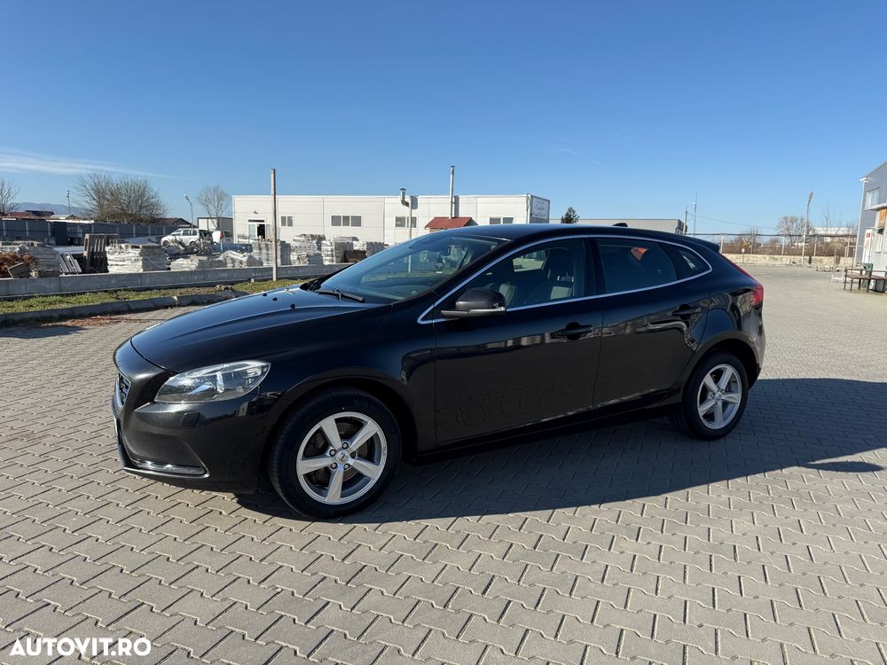 Volvo V40 D2 Summum - 31