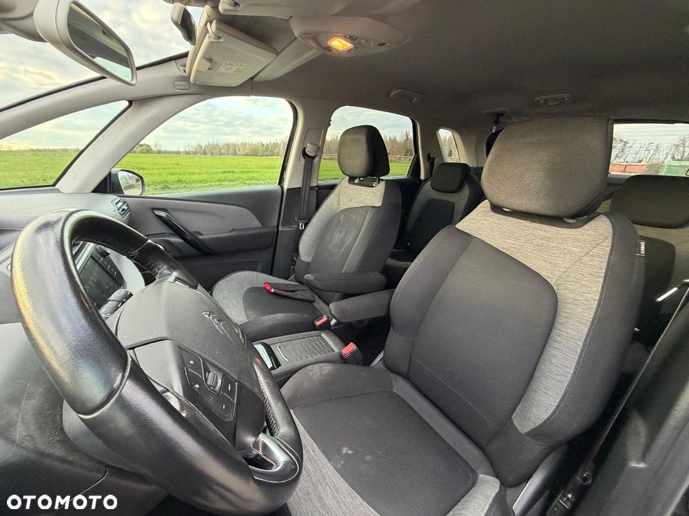 Citroën C4 PureTech 130 Stop&Start SHINE - 10