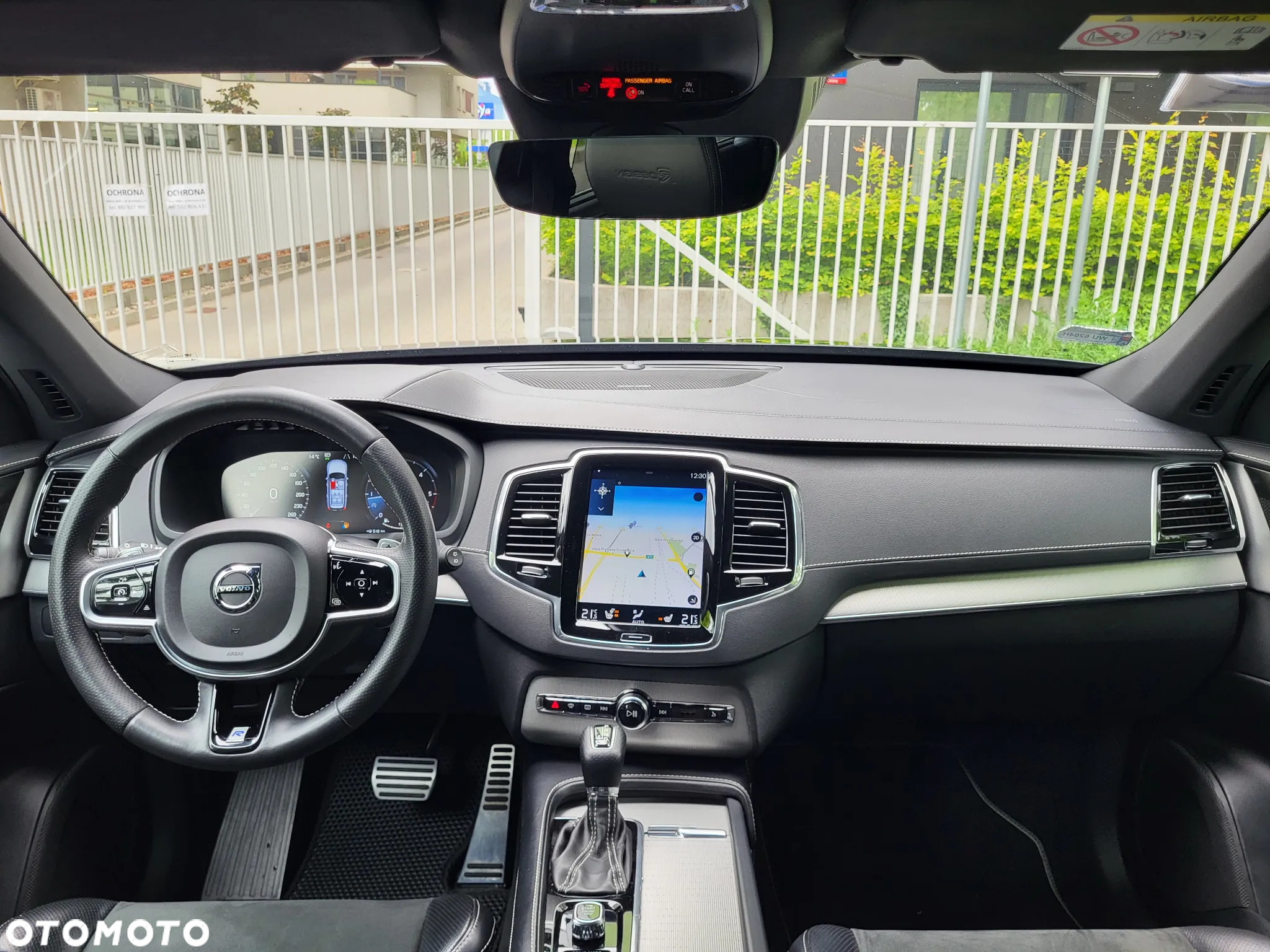Volvo XC 90 D5 SCR AWD R-Design 7os - 10