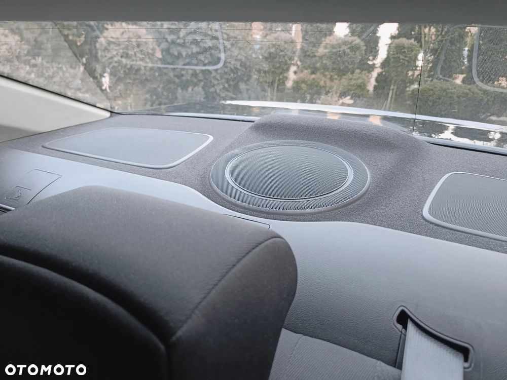 Honda Accord 2.0 Elegance - 32