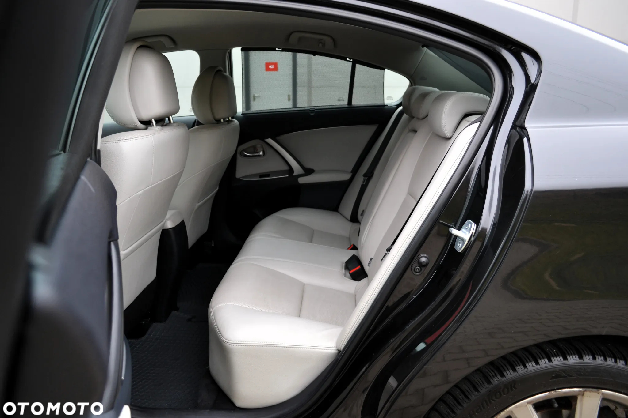 Toyota Avensis 2.0 Prestige NAVI MS - 7