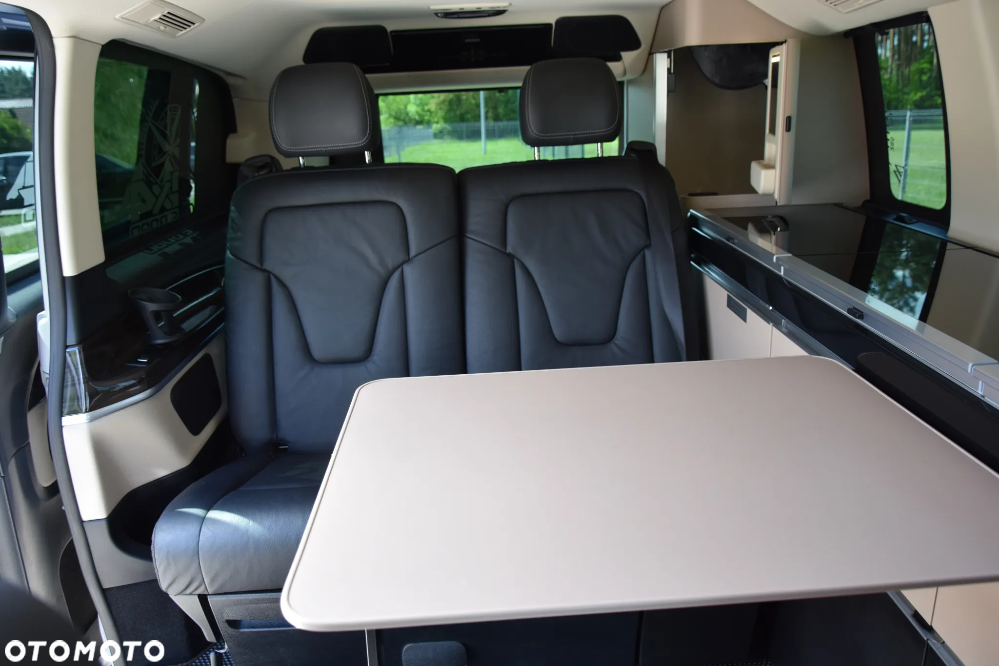 Mercedes-Benz Klasa V 300 d 4-Matic Avantgarde 9G-Tronic (d³ugi) - 18