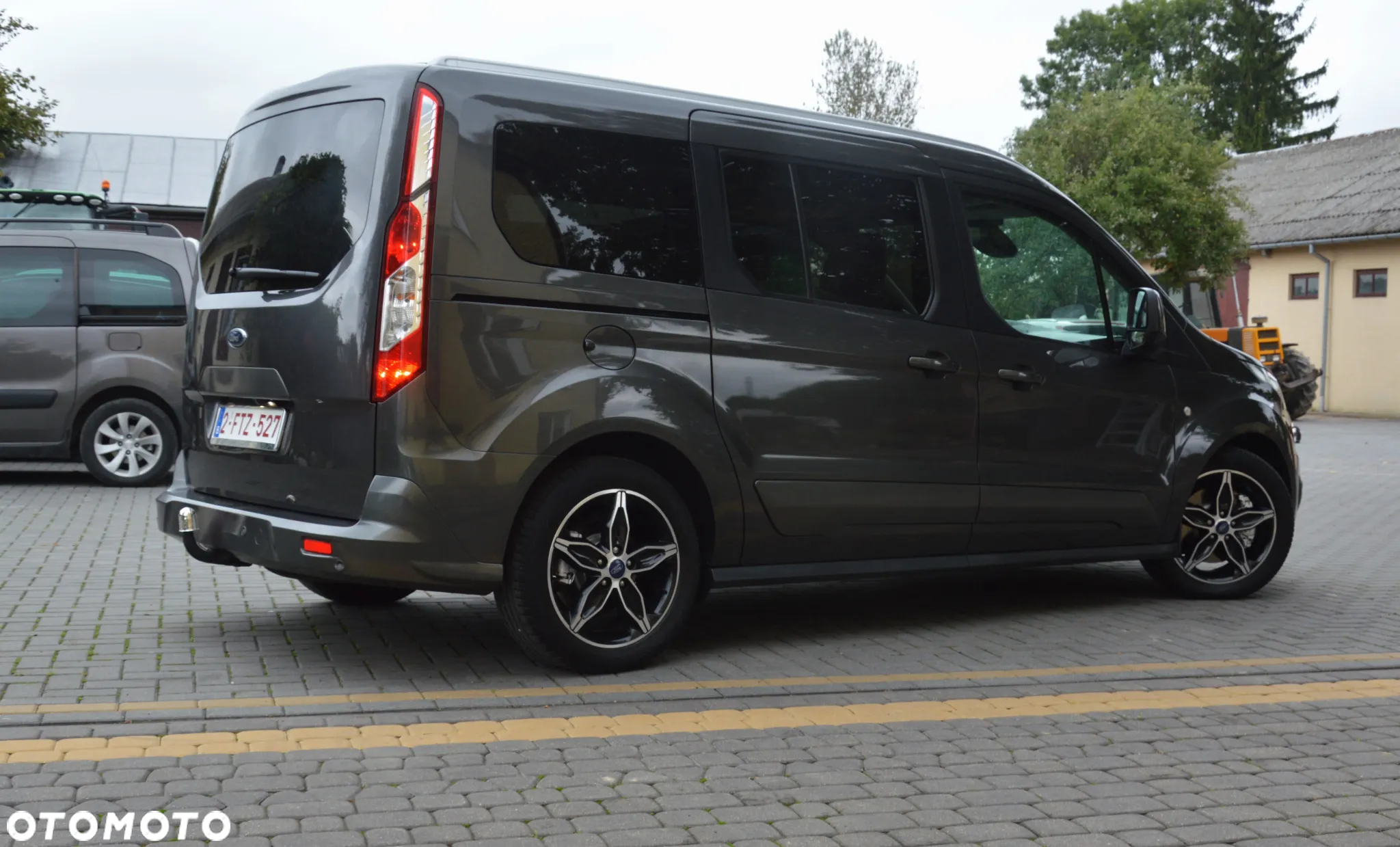 Ford Tourneo Connect - 8