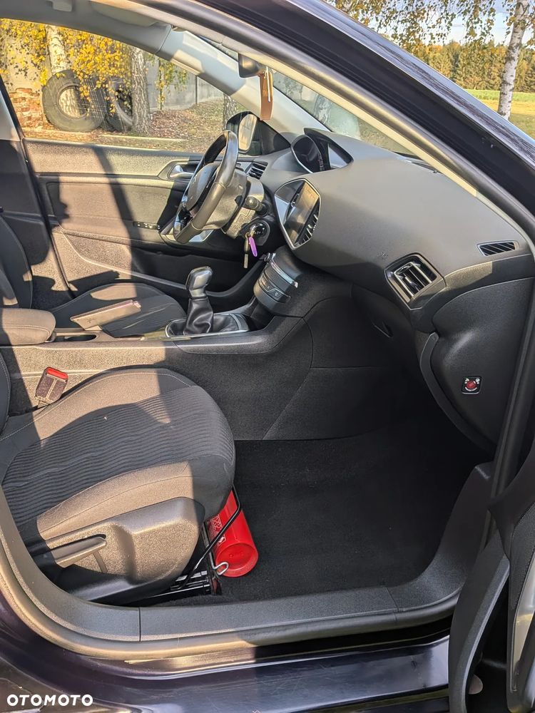 Peugeot 308 - 14