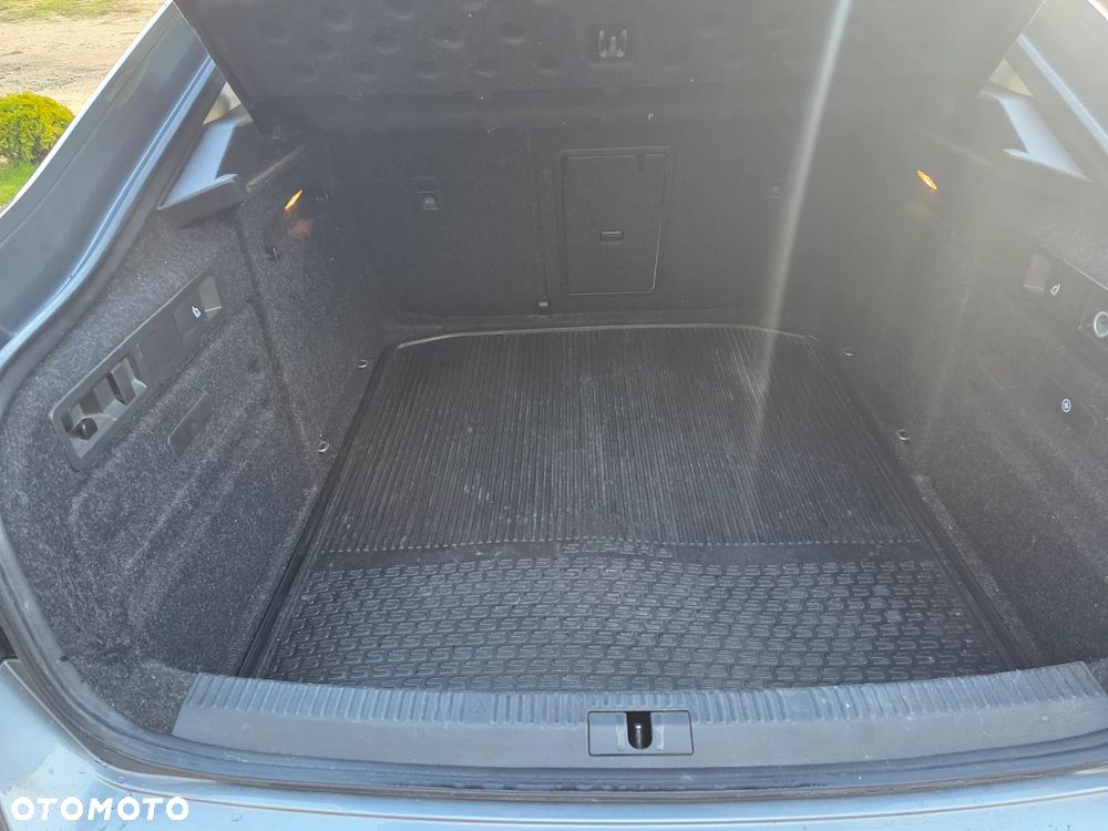 Skoda Superb 2.0 TDI Style DSG - 28