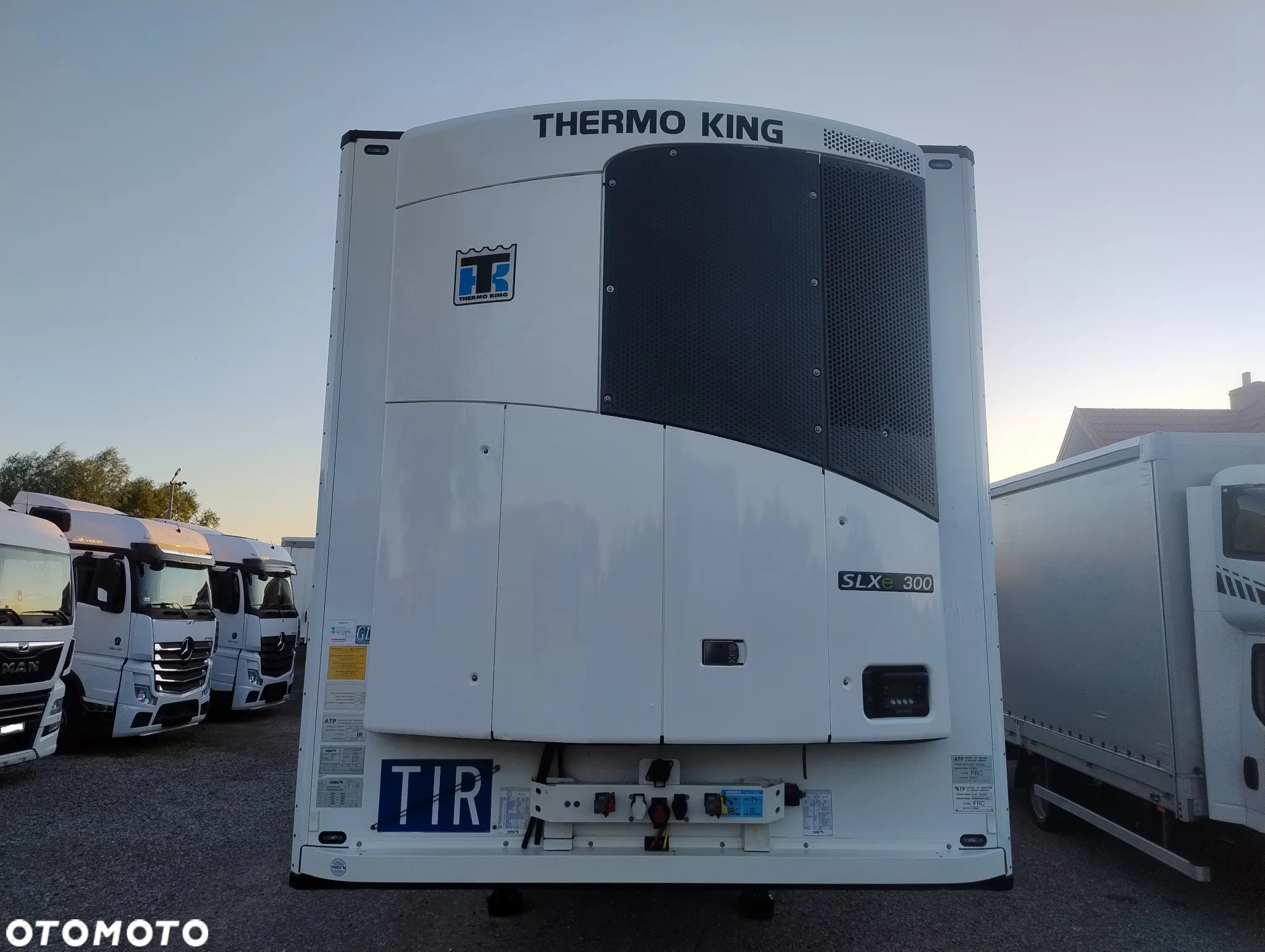 Schmitz Cargobull SCHMITZ Cargobull * THERMO KING SLXs 300* ZNAKOMITY STAN !!! - 2