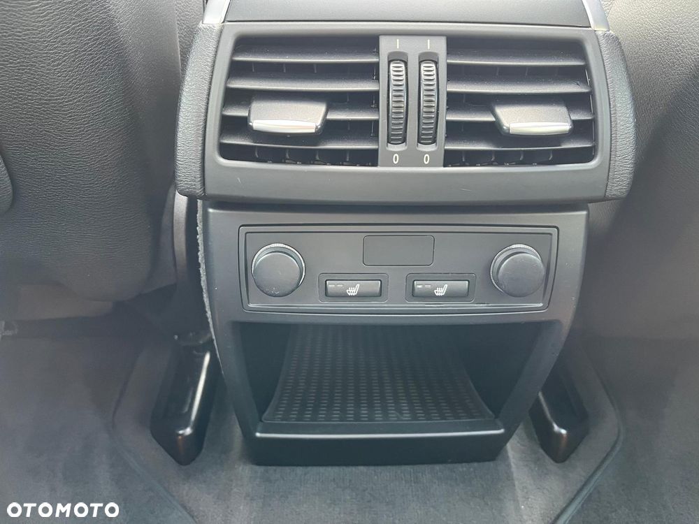 BMW X5 xDrive40d Edition Exclusive - 16