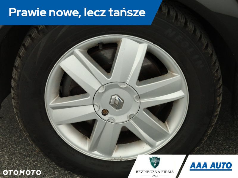 Renault Grand Scenic - 12