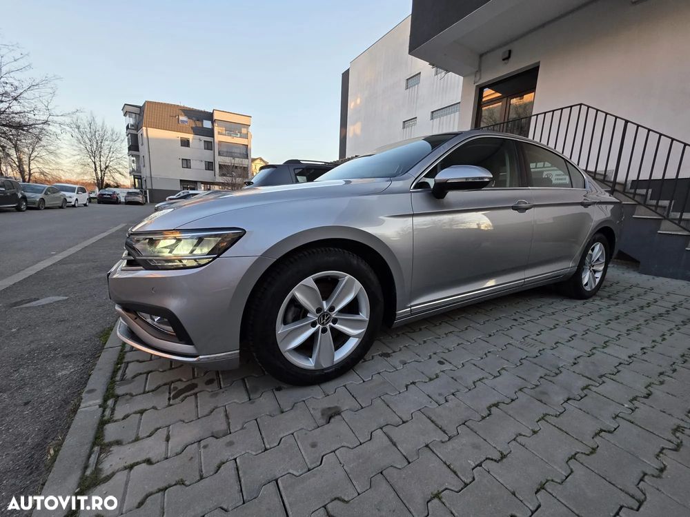 Volkswagen Passat 2.0 TDI DSG Highline - 10