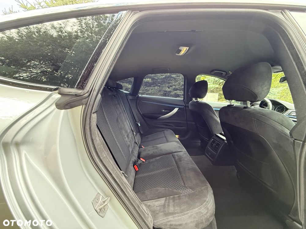 BMW 3GT 335i xDrive M Sport - 32