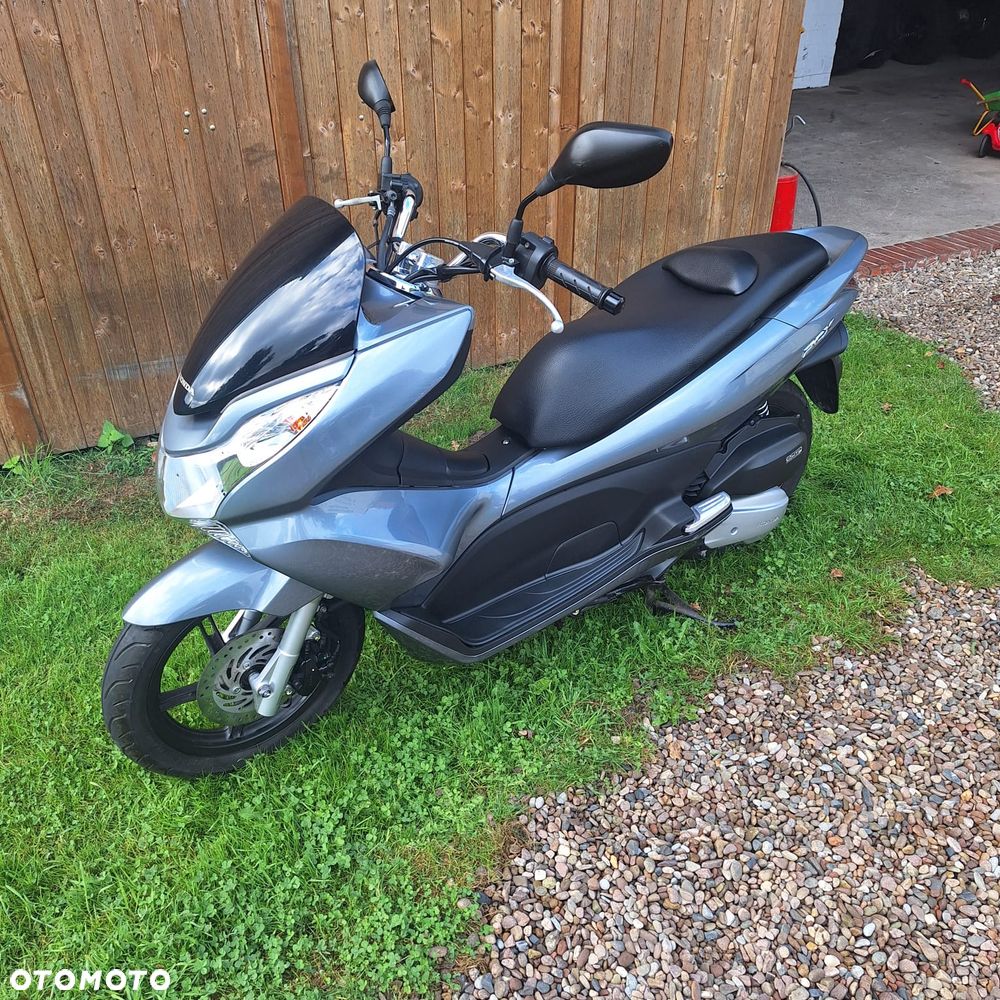 Honda PCX - 1