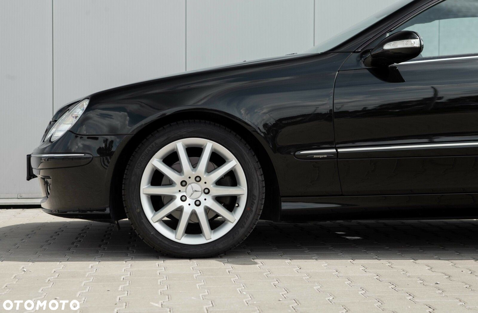 Mercedes-Benz CLK - 15