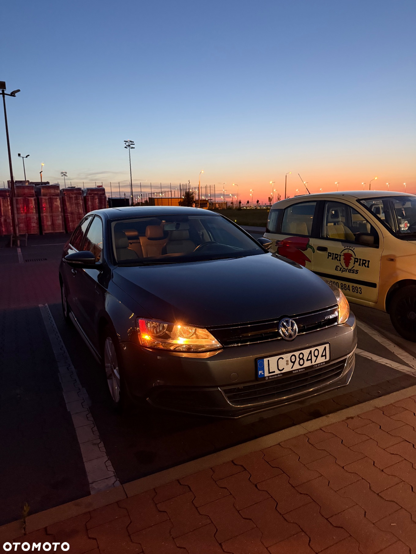 Volkswagen Jetta 1.4 Hybrid DSG Comfortline - 19