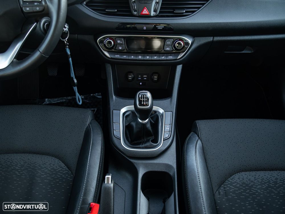 Hyundai i30 1.0 T-GDI Comfort+Navi - 29