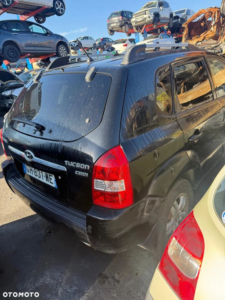 HYUNDAI TUCSON 2.0 2008 ZDERZAK TYŁ - 1