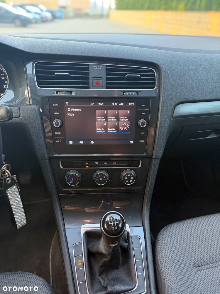 Volkswagen Golf - 8
