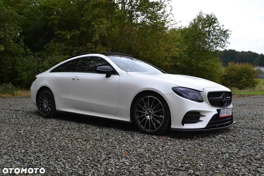 Mercedes-Benz Klasa E 300 Coupe 9G-TRONIC - 7