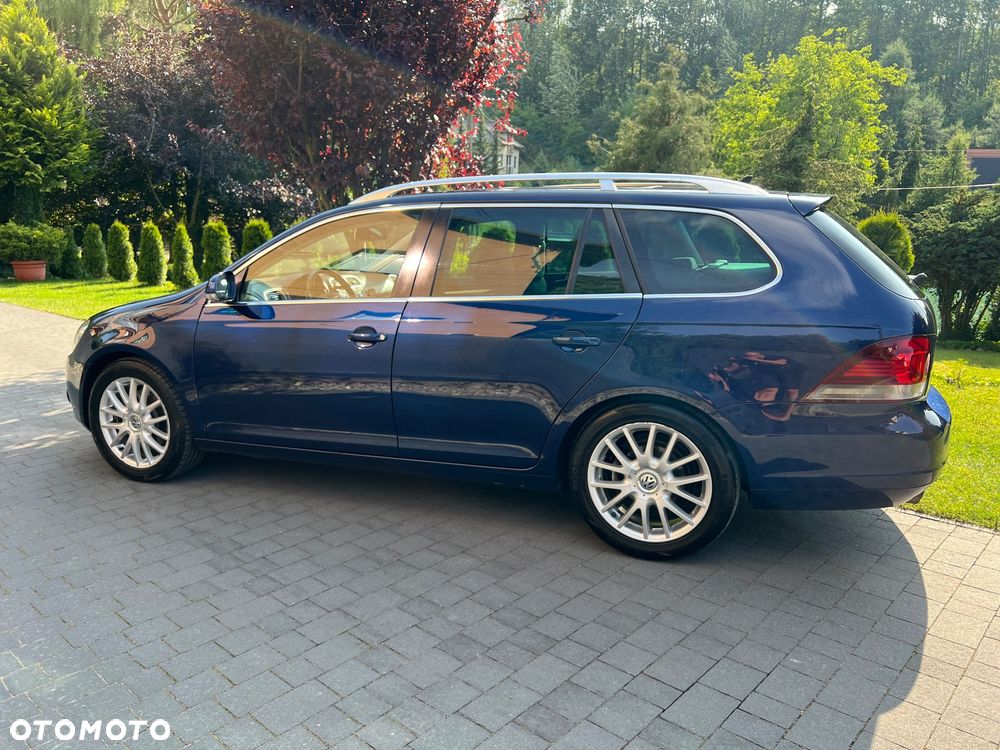 Volkswagen Golf 2.0 TDI DPF BlueMotion Technology DSG Comfortline - 10