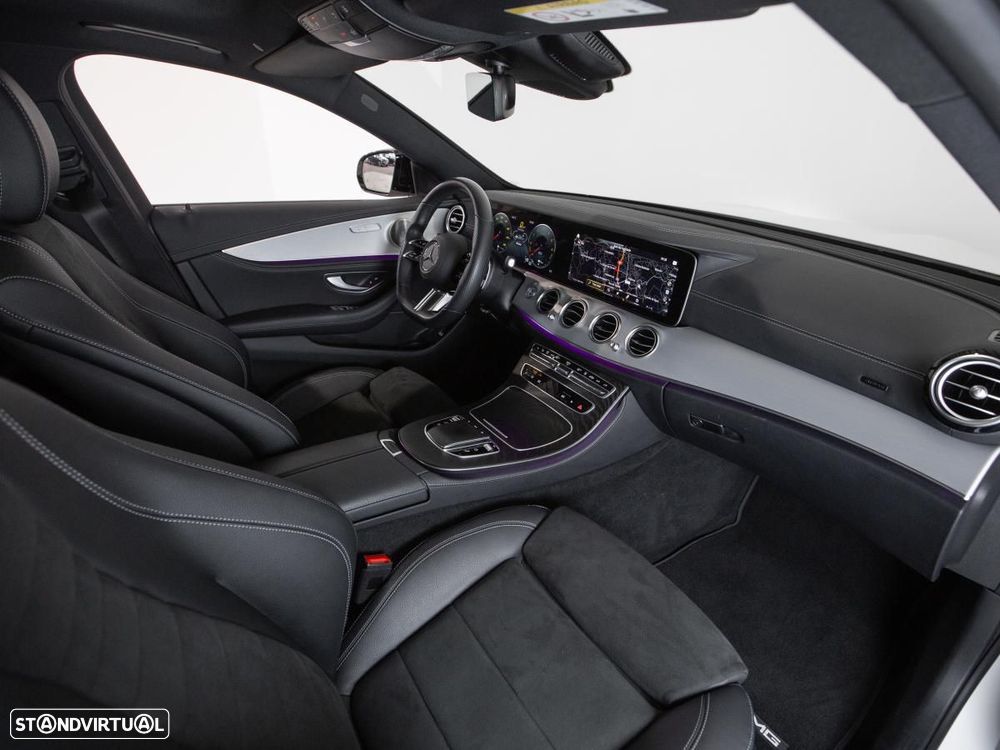 Mercedes-Benz E 300 de 4Matic T 9G-TRONIC AMG Line - 13