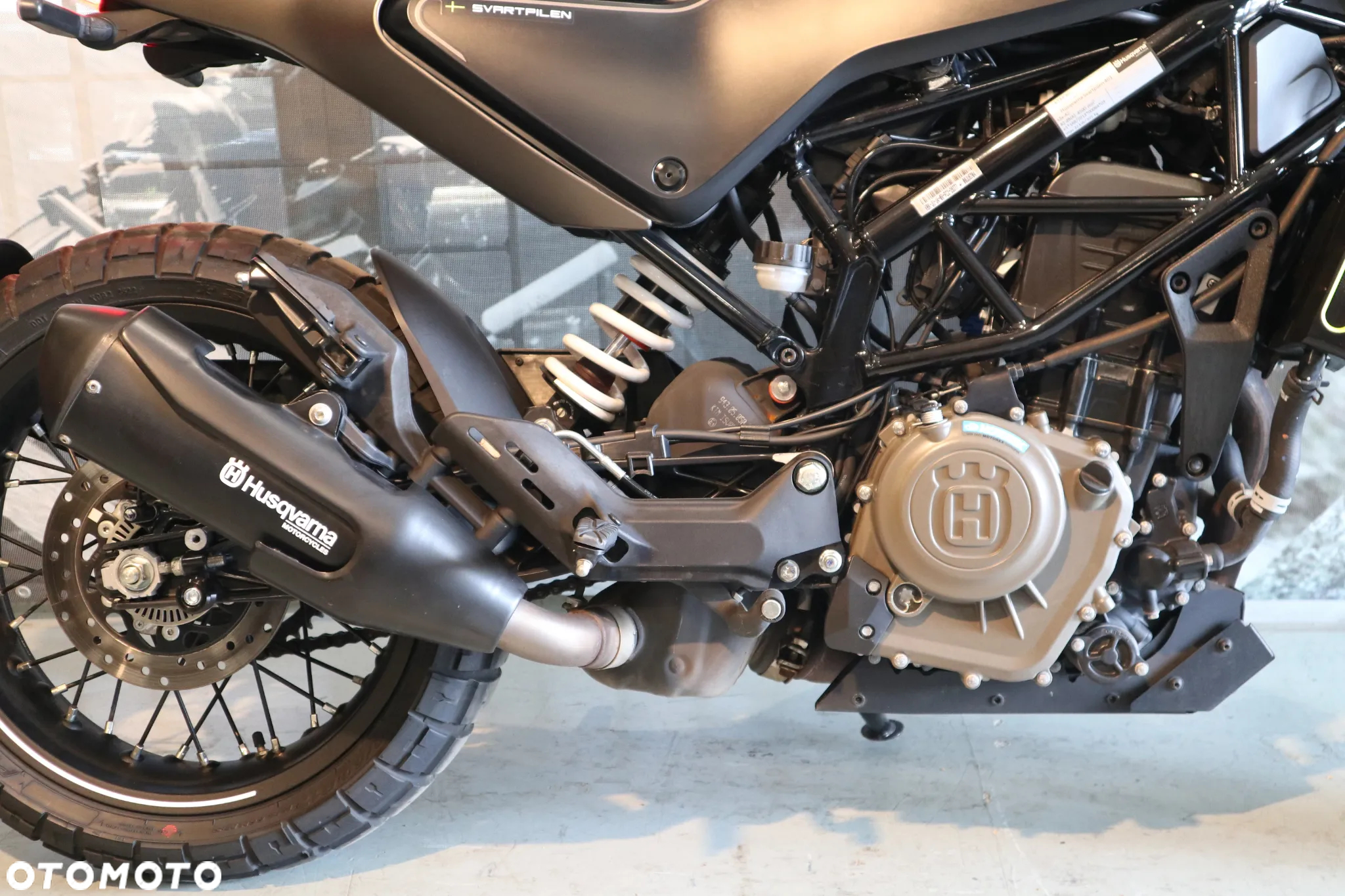Husqvarna Svartpilen - 18