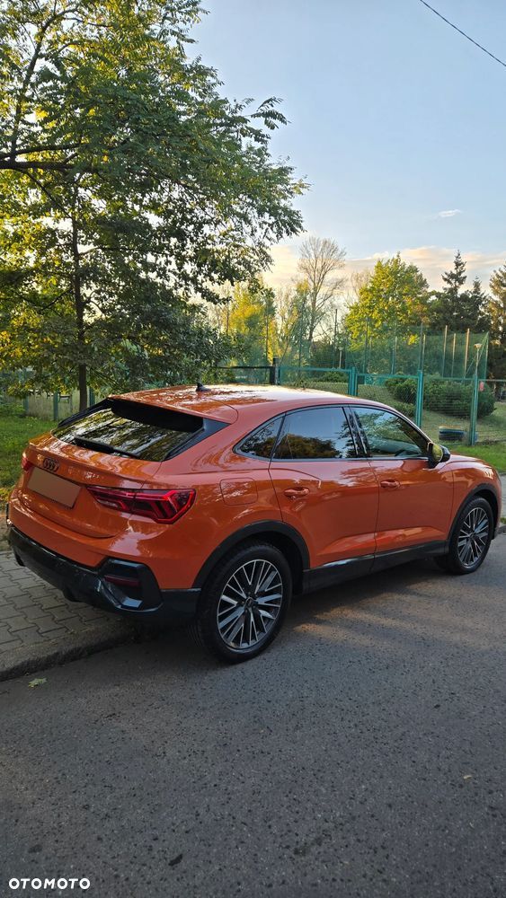 Audi Q3 Sportback - 1