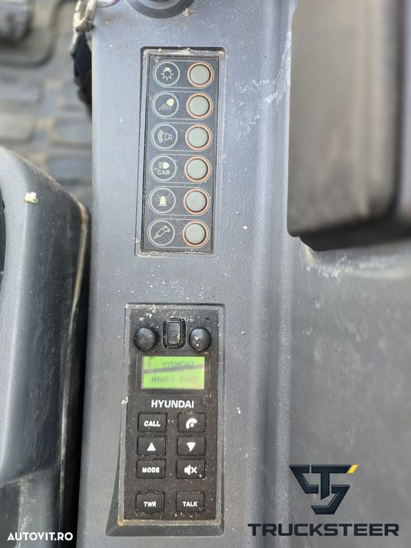 Hyundai 60CR-9R - 23