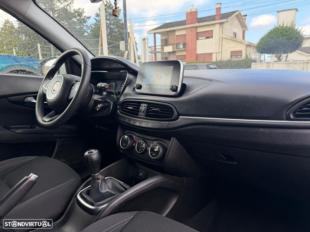 Fiat Tipo Station Wagon 1.3 M-Jet Lounge Tech - 8