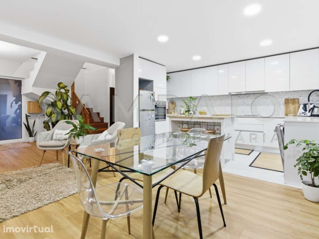 Moradia T3 - Valbom/S. Cosme - Grande imagem: 2/30