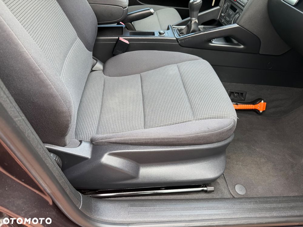 Audi A3 Sportback 1.6 Ambiente - 13