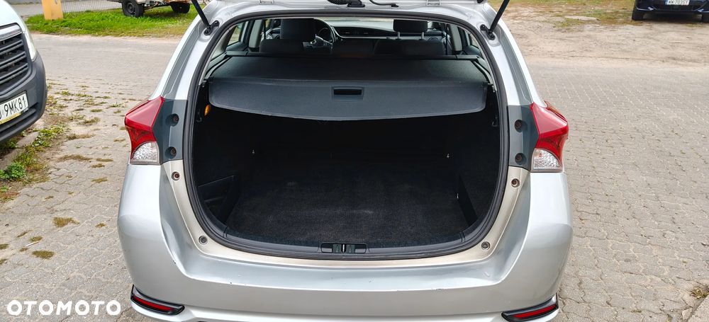 Toyota Auris Hybrid 135 Premium - 7
