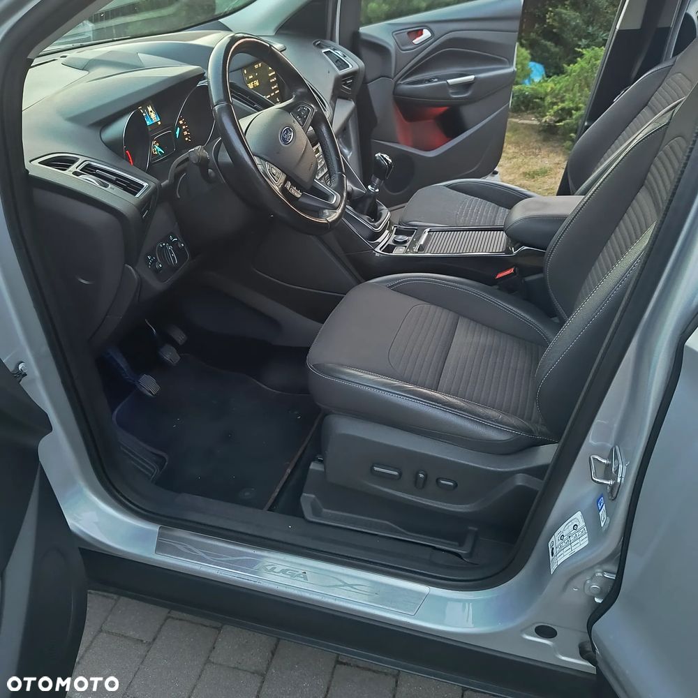 Ford Kuga 2.0 TDCi 4WD Titanium - 18