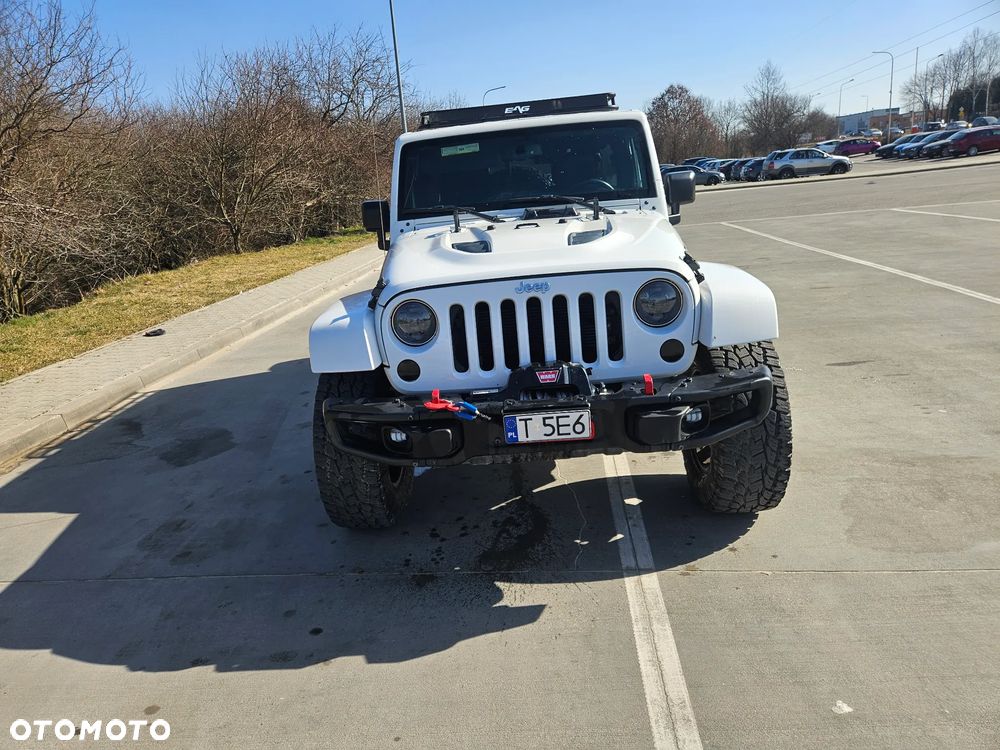 Jeep Wrangler 3.6 Unlim Rubicon - 3