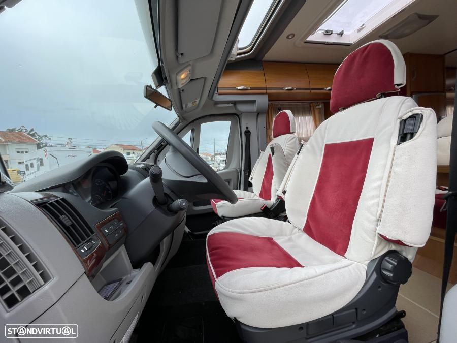 Autostar Auros 80 Distinction 2.3 MJ cama francesa - 13