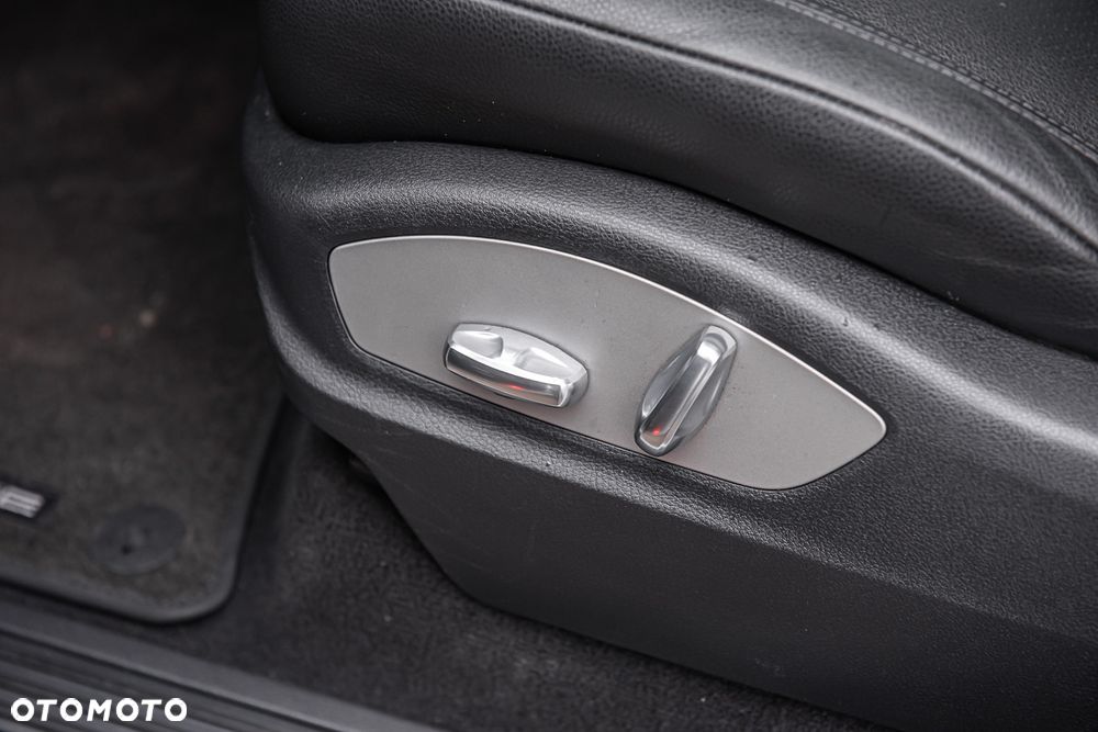 Porsche Cayenne Platinum Edition - 18