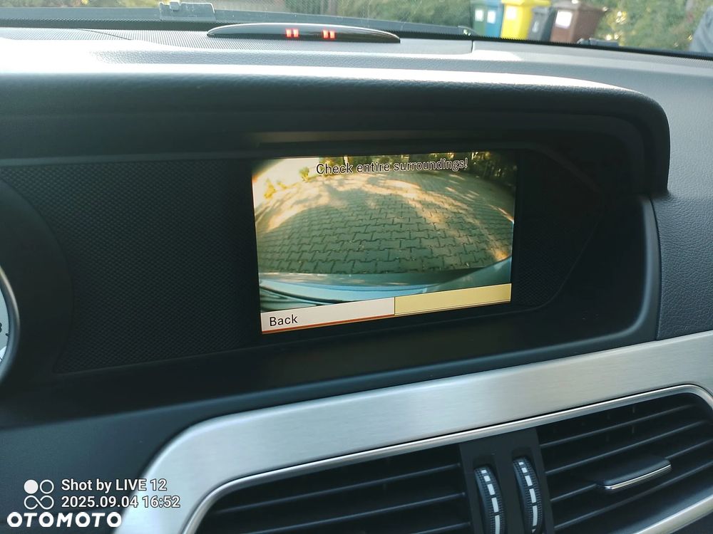 Mercedes-Benz Klasa C 350 Coupe BlueEFFICIENCY 7G-TRONIC Edition 1 - 14