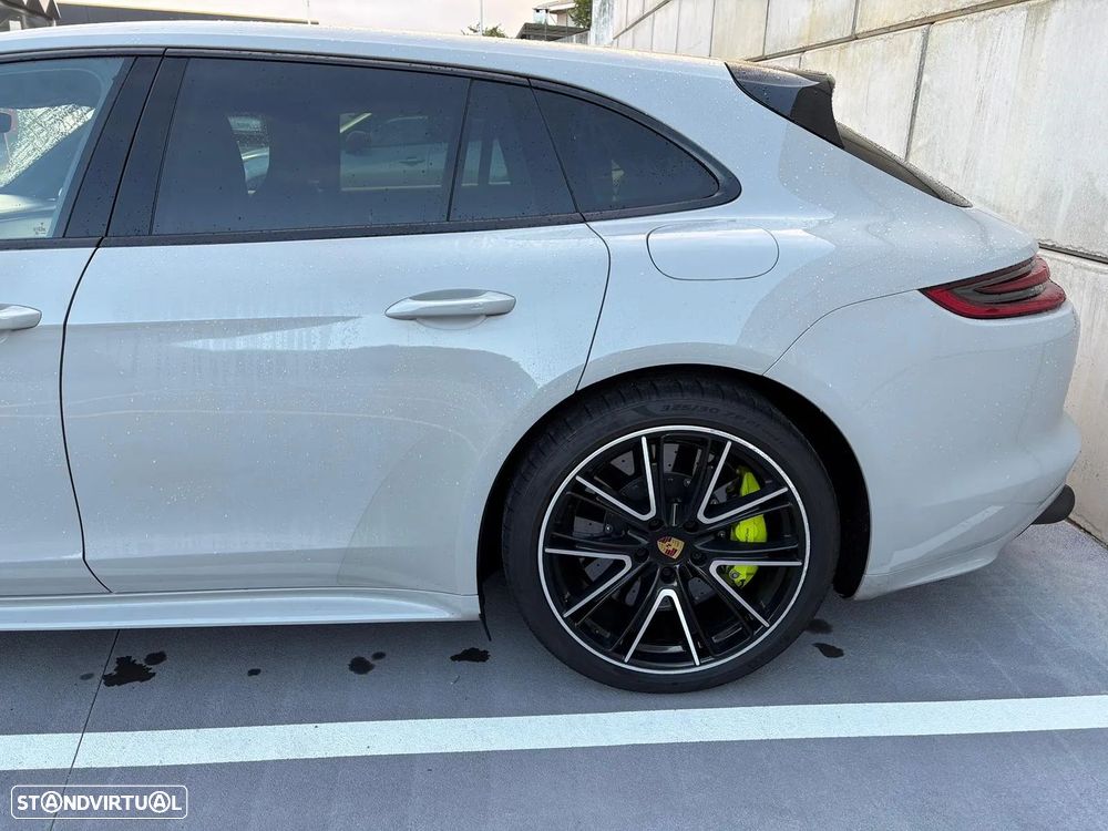 Porsche Panamera Sport Turismo Turbo S E-Hybrid - 6