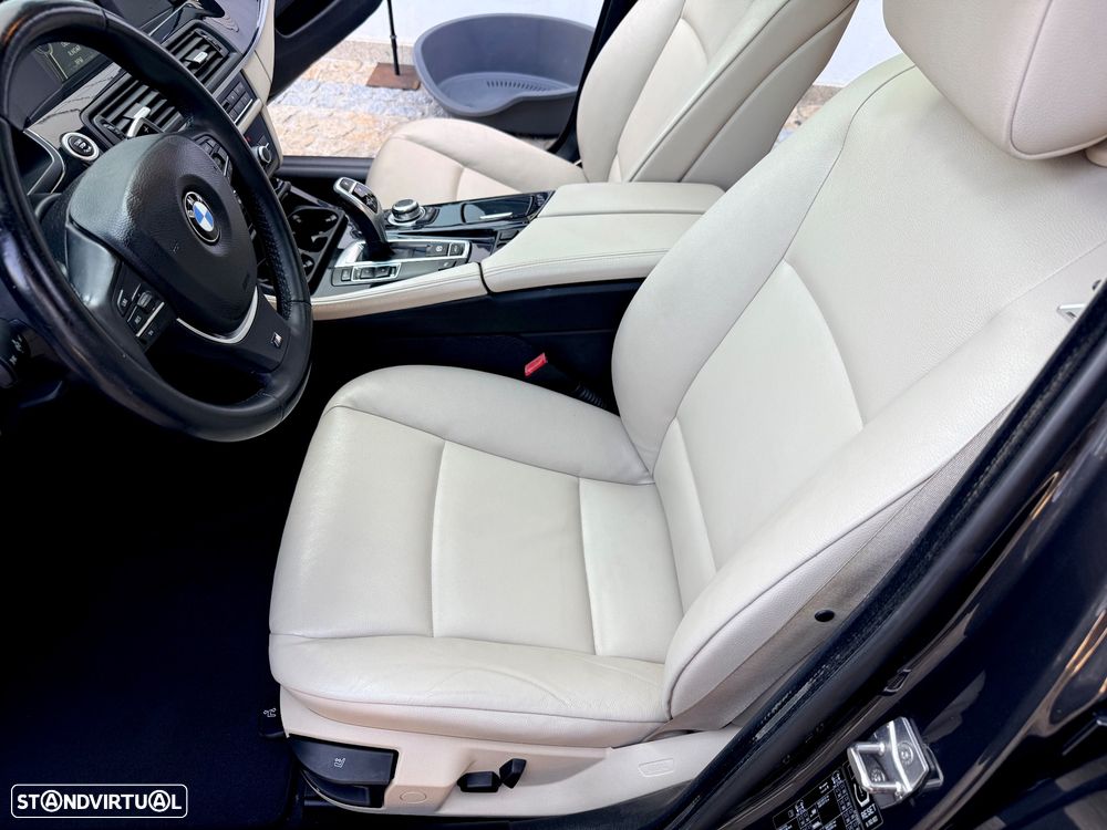BMW 520 d Exclusive Auto 123g - 39