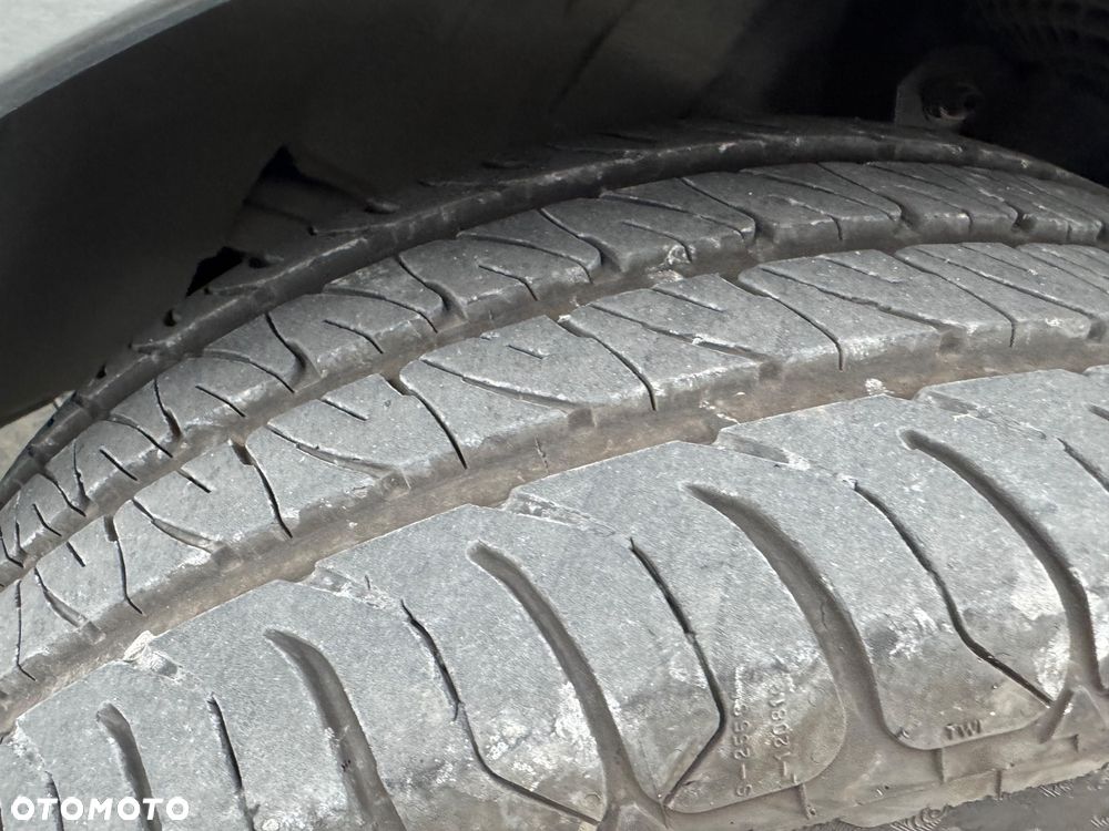 Mercedes-Benz Klasa V 250 d Avantgarde 9G-Tronic (d³ugi) - 25