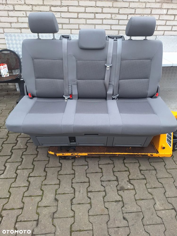 FOTEL KANAPA ŁÓŻKO TRÓJKA SKŁADANA - VW T5 MULTIVAN - 1