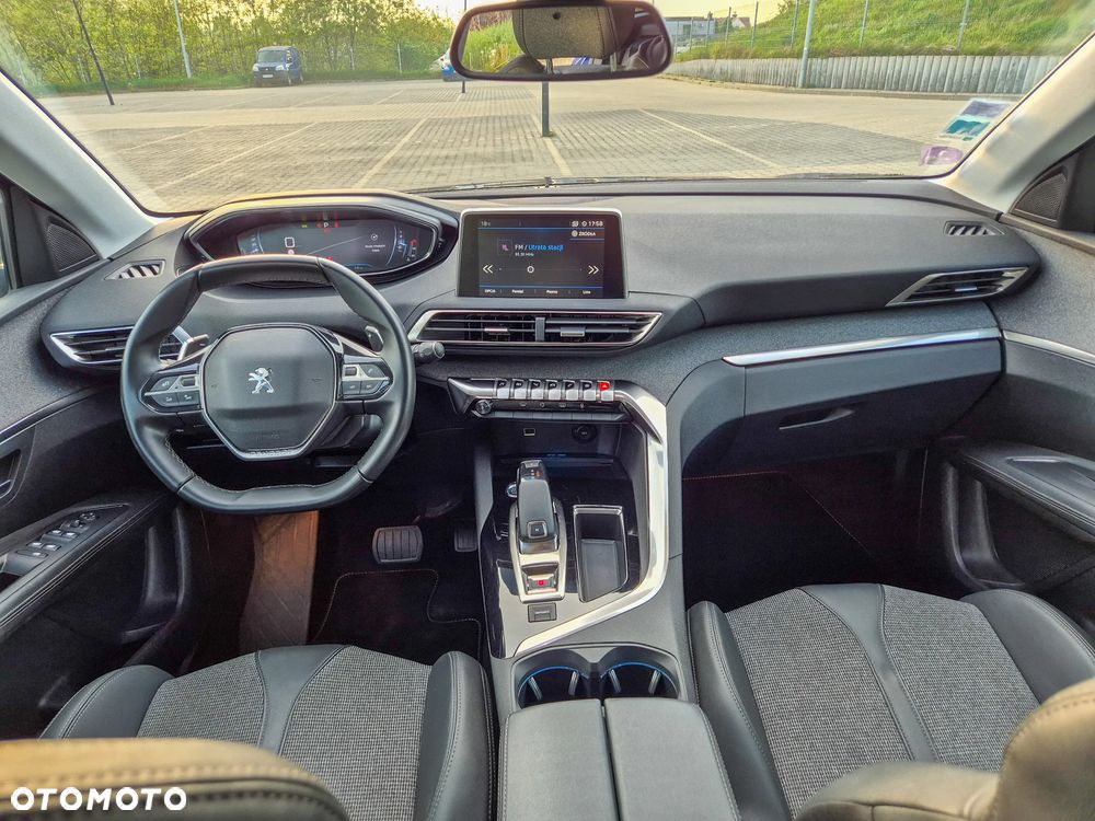 Peugeot 3008 PureTech 130 Stop & Start GPF EAT8 Allure - 14